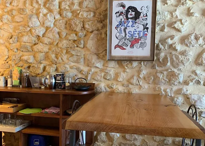 Independant Equipe Daire Montpeyroux (Herault)